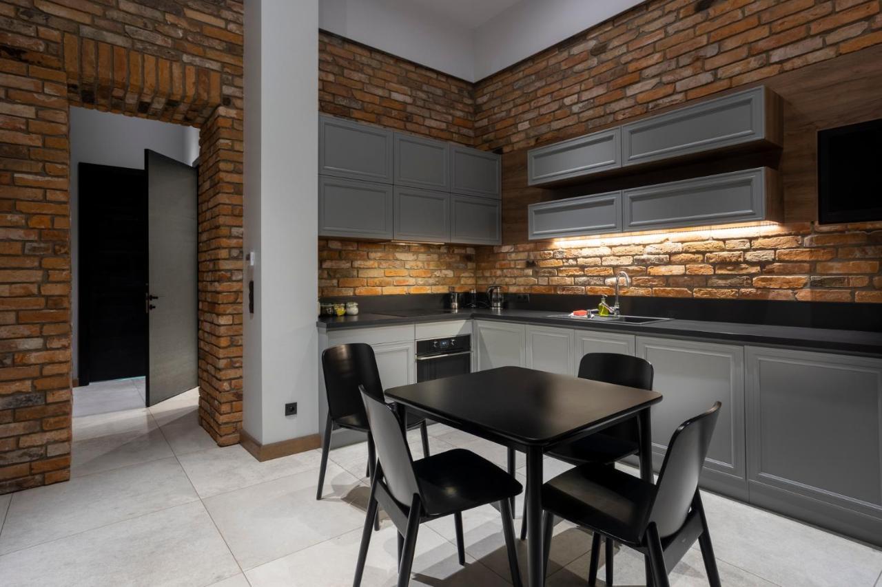 Tyzenhauz Apartments Superior Krakow Dış mekan fotoğraf